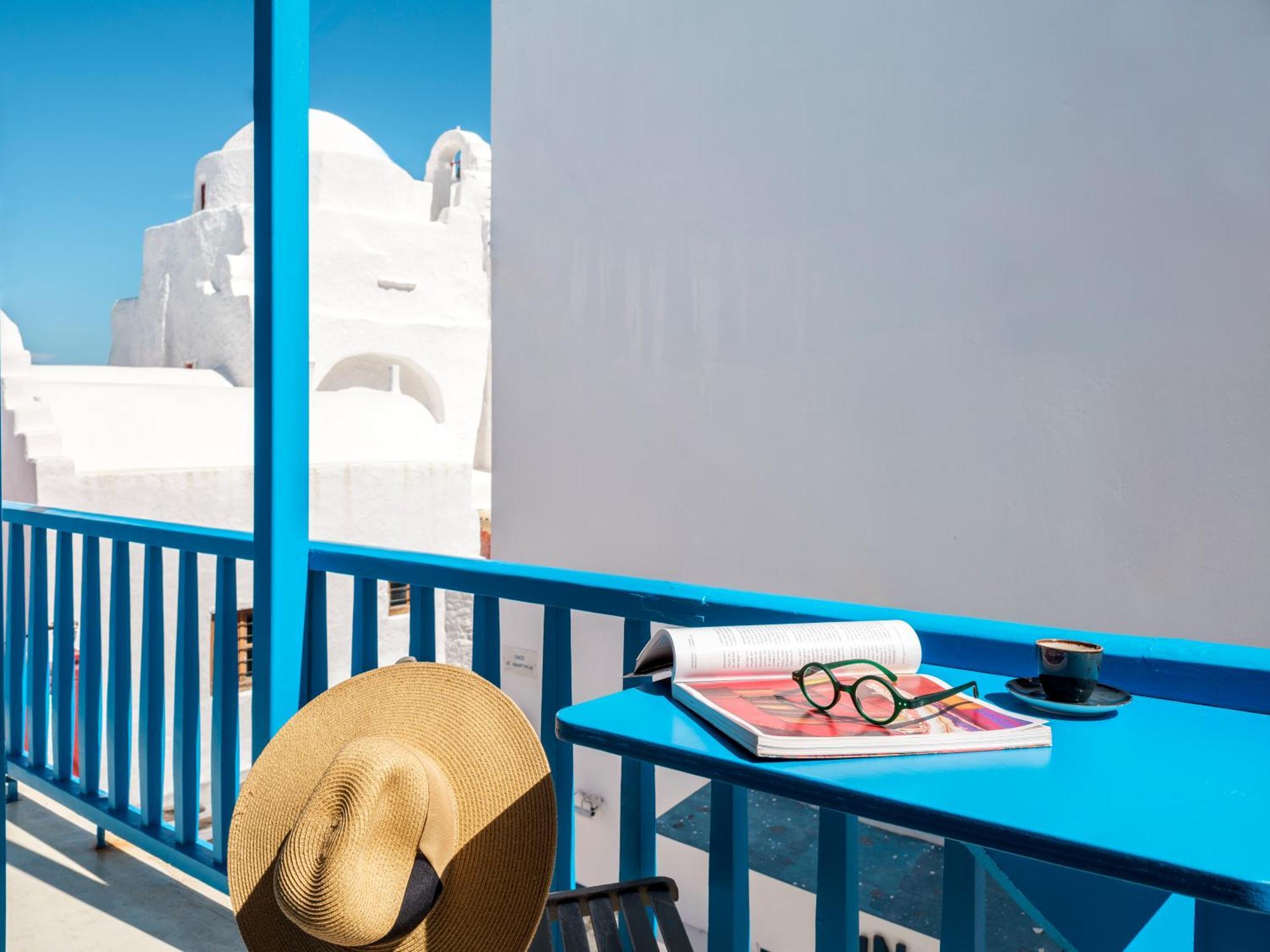 Bluetopia Suites Mykonos Town Exterior foto